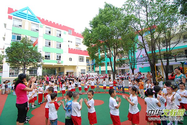 創(chuàng)優(yōu)幼教平臺(tái) 培育陽(yáng)光幼兒 創(chuàng)優(yōu)幼教平臺(tái) 培育陽(yáng)光幼兒