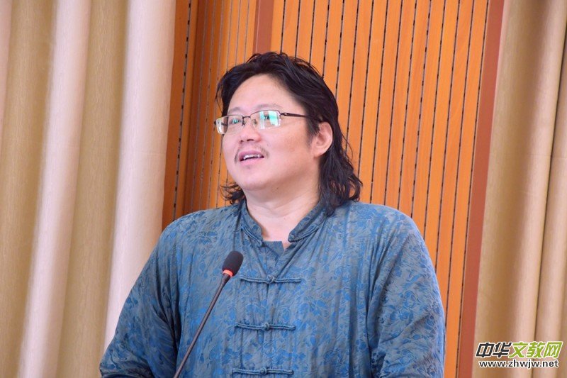 中國文藝名家“品讀大美贛鄱 放歌萬年石鎮(zhèn)”采風系列活動舉辦 中國文藝名家“品讀大美贛鄱 放歌萬年石鎮(zhèn)”采風系列活動舉辦