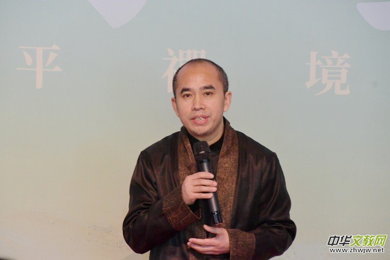 《蓮開(kāi)盛世》王國(guó)平禪境油畫(huà)展5月1日在中華世紀(jì)壇開(kāi)幕 《蓮開(kāi)盛世》王國(guó)平禪境油畫(huà)展5月1日在中華世紀(jì)壇開(kāi)幕