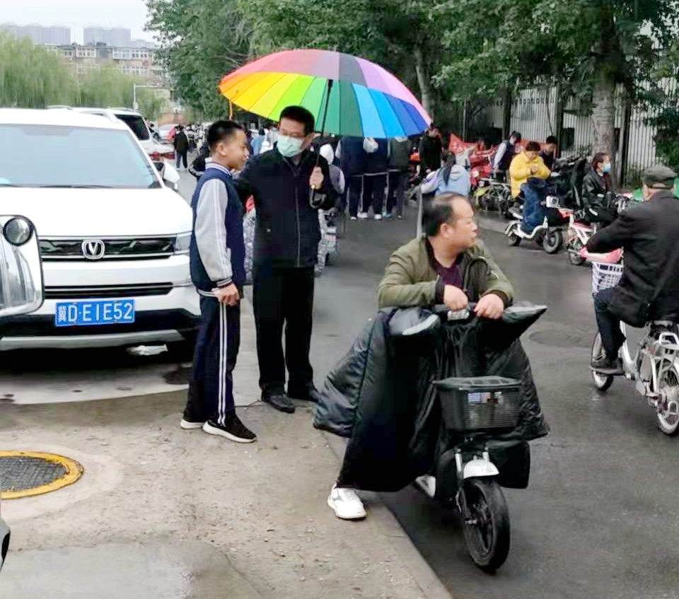 邯鄲市十一中學(xué)西校區(qū)整改促進文明風尚 邯鄲市十一中學(xué)西校區(qū)整改促進文明風尚