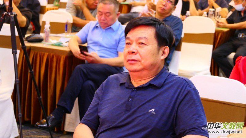 碳?xì)浜朔试谵r(nóng)業(yè)暨中藥材領(lǐng)域高峰論壇在亳州舉辦 碳?xì)浜朔试谵r(nóng)業(yè)暨中藥材領(lǐng)域高峰論壇在亳州舉辦