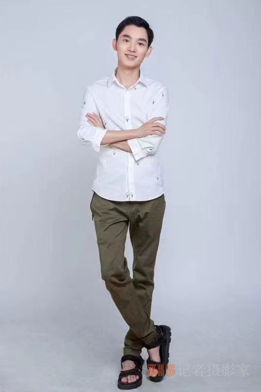 摘星星的媽媽回來了(兒歌)——冰耘、田富萬新歌快遞 摘星星的媽媽回來了(兒歌)——冰耘、田富萬新歌快遞