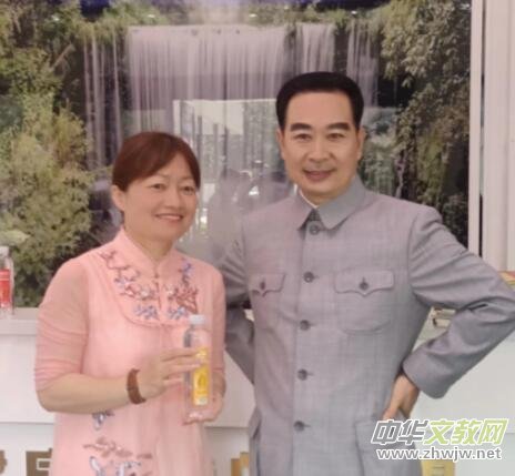 仙寓山泉(龍、壽、佛)硒泉水省代簽約在仙寓山舉行 仙寓山泉(龍、壽、佛)硒泉水省代簽約在仙寓山舉行