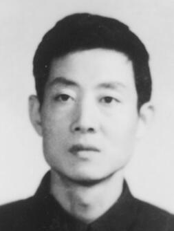 那一天就這樣永遠等不來了一一深切懷念紅土地文學(xué)社顧問喬延鳳老師 那一天就這樣永遠等不來了一一深切懷念紅土地文學(xué)社顧問喬延鳳老師