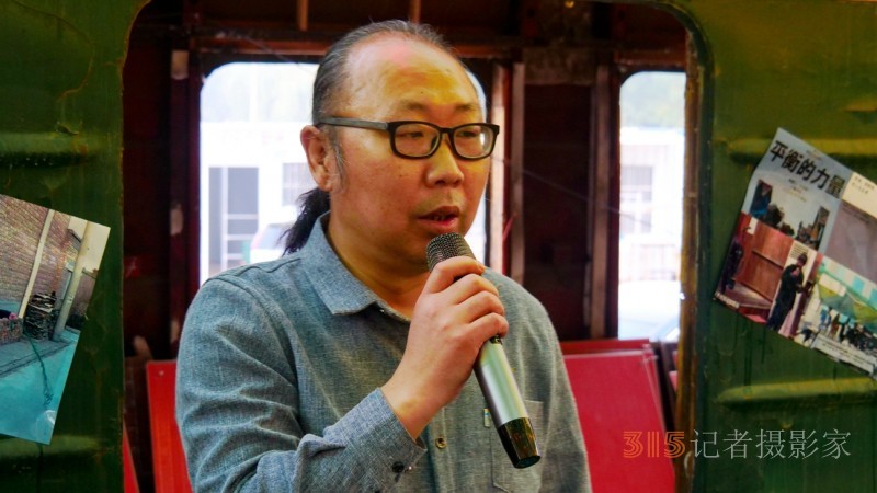 藍(lán)色老虎之聲:詩人藝術(shù)家紀(jì)念于貞志朗誦會(huì)在京舉辦 藍(lán)色老虎之聲:詩人藝術(shù)家紀(jì)念于貞志朗誦會(huì)在京舉辦