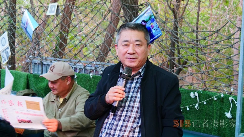 藍(lán)色老虎之聲:詩人藝術(shù)家紀(jì)念于貞志朗誦會(huì)在京舉辦 藍(lán)色老虎之聲:詩人藝術(shù)家紀(jì)念于貞志朗誦會(huì)在京舉辦