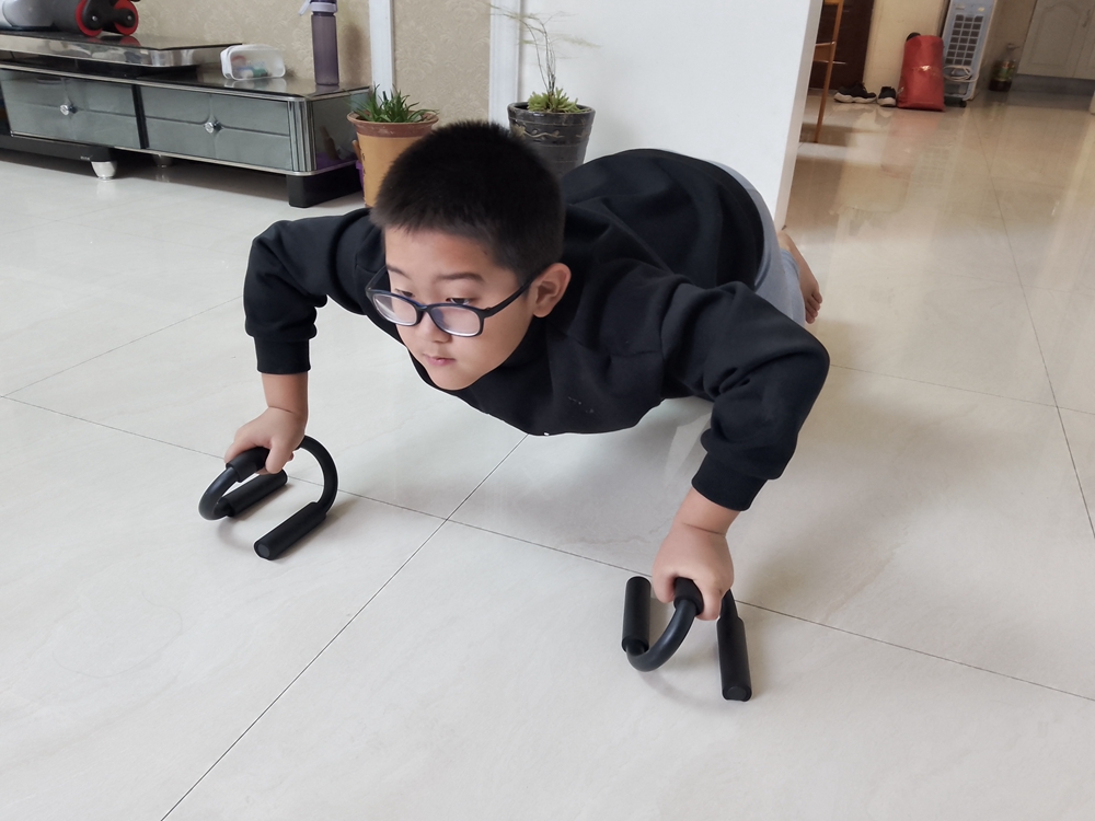 我家的“開心果” 我家的“開心果”