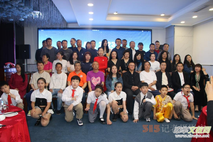 中國駝鈴詩社舉辦成立五周年慶典 中國駝鈴詩社舉辦成立五周年慶典