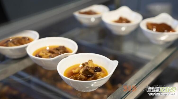 央地共創(chuàng)“父母食堂” 企業(yè)社會責任再次升華 ——-京鐵生達父母食堂運營慶典暨啟動儀式 央地共創(chuàng)“父母食堂” 企業(yè)社會責任再次升華 ——-京鐵生達父母食堂運營慶典暨啟動儀式