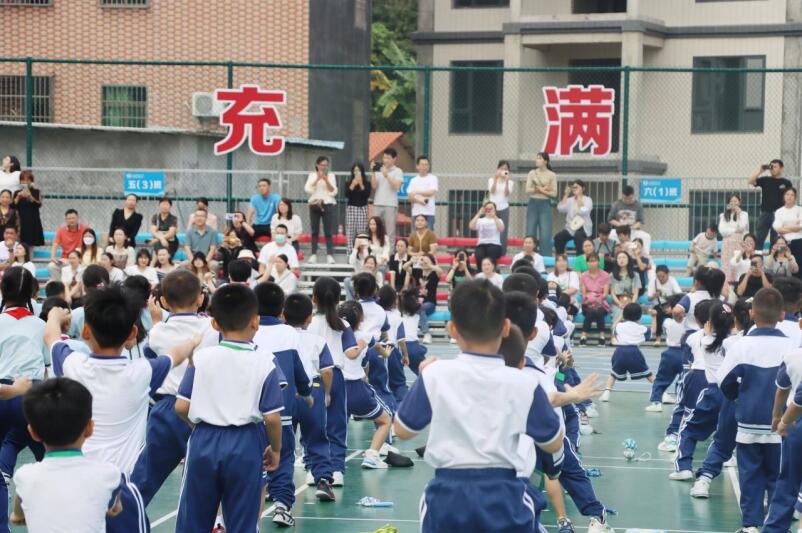 柴時鐘:整合校本資源 踐行大德育觀 創(chuàng)建和美校園 柴時鐘:整合校本資源 踐行大德育觀 創(chuàng)建和美校園
