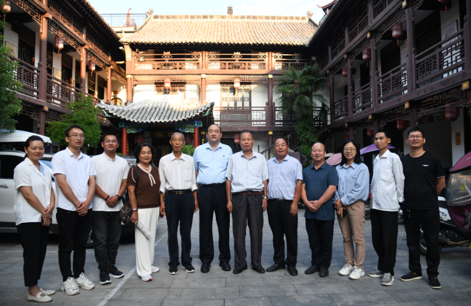 楊維永:中國(guó)文學(xué)的當(dāng)代、傳統(tǒng)與文藝復(fù)興的關(guān)系 楊維永:中國(guó)文學(xué)的當(dāng)代、傳統(tǒng)與文藝復(fù)興的關(guān)系