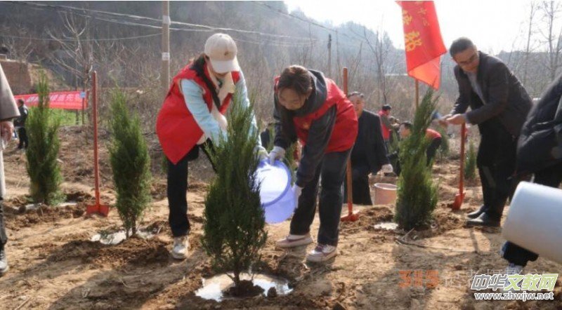 河南省直機關后勤保障中心聯(lián)合省新華書店開展植樹共建活動 河南省直機關后勤保障中心聯(lián)合省新華書店開展植樹共建活動