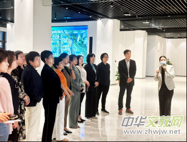 巾幗智力 攜手同行——京津女企業(yè)家攜手舉辦助力新質(zhì)生產(chǎn)力交流座談會 巾幗智力 攜手同行——京津女企業(yè)家攜手舉辦助力新質(zhì)生產(chǎn)力交流座談會