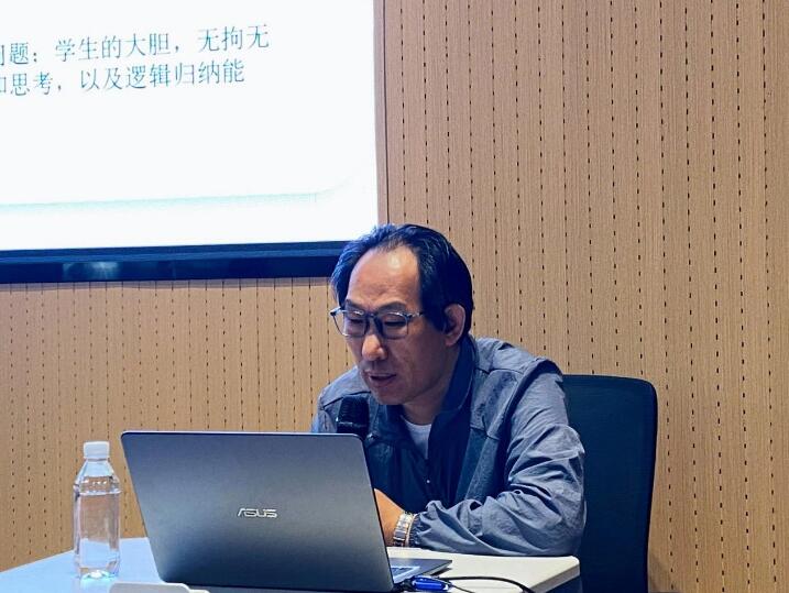 思維點撥促成長 妙筆生花文采揚——靳新國院長蒞臨永嘉中學附屬中學指導 思維點撥促成長 妙筆生花文采揚——靳新國院長蒞臨永嘉中學附屬中學指導