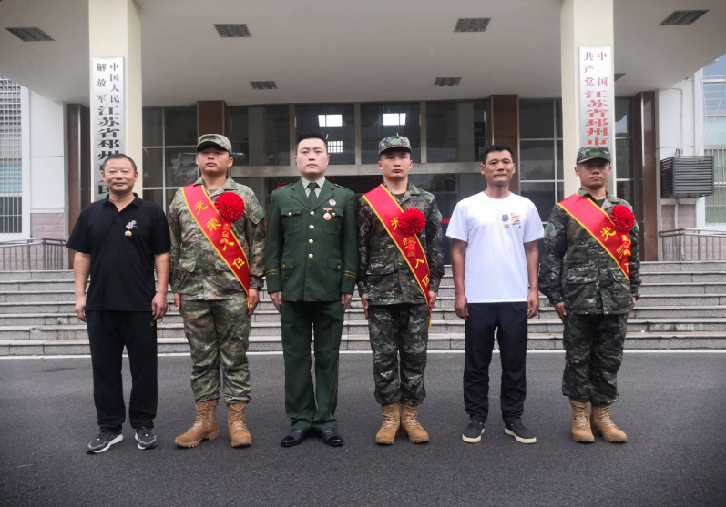 接力從軍路 立志守邊疆——邳州市官湖鎮(zhèn)三對“父子(兄弟)兵”的傳承 接力從軍路 立志守邊疆——邳州市官湖鎮(zhèn)三對“父子(兄弟)兵”的傳承
