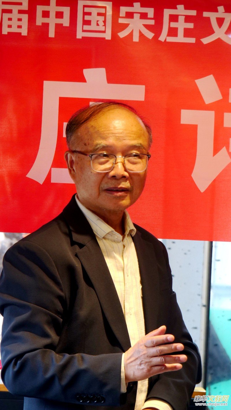 2024第14屆中國·宋莊文化藝術(shù)節(jié)——“宋莊詩火車詩會”舉行 2024第14屆中國·宋莊文化藝術(shù)節(jié)——“宋莊詩火車詩會”舉行