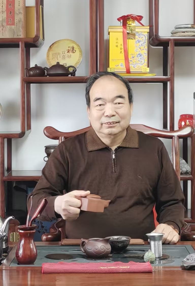 墨香四溢書華章:王艷旗的藝術(shù)之路 墨香四溢書華章:王艷旗的藝術(shù)之路