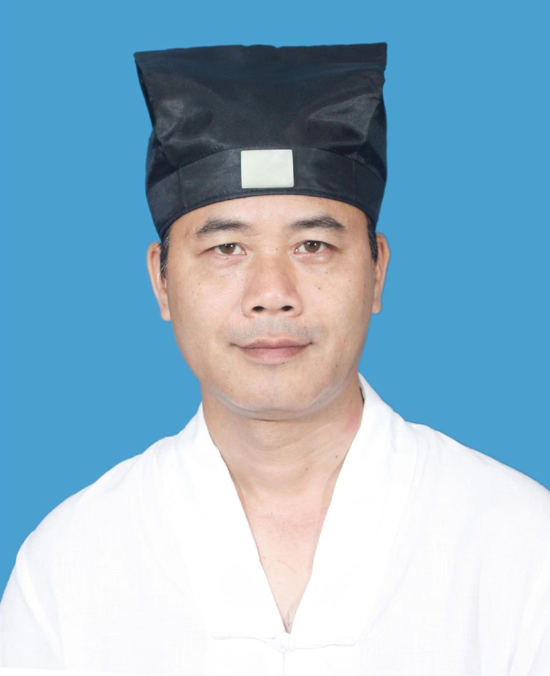 當(dāng)代易學(xué)研究者、道學(xué)傳人侯文波 當(dāng)代易學(xué)研究者、道學(xué)傳人侯文波