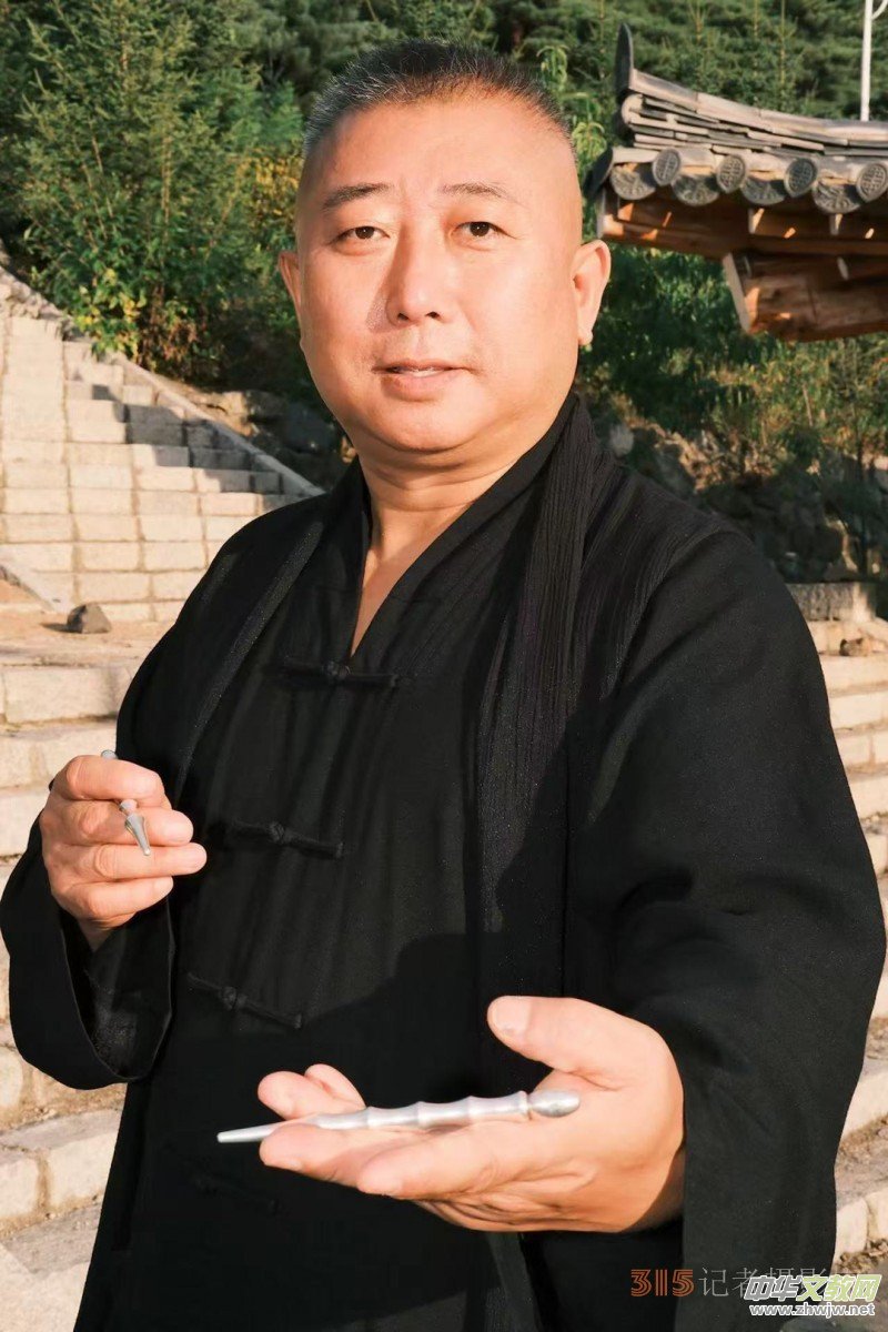 道醫(yī)絕技傳承者李中彬:堅(jiān)守初心,傳承道醫(yī)文化 道醫(yī)絕技傳承者李中彬:堅(jiān)守初心,傳承道醫(yī)文化