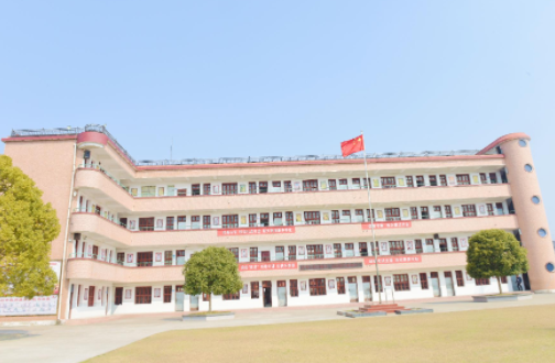注重教學(xué)質(zhì)量 培育時代新人 注重教學(xué)質(zhì)量 培育時代新人