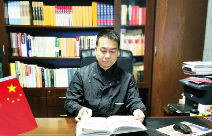 易道傳承者王欽存:在時代坐標(biāo)上丈量傳統(tǒng)文化的現(xiàn)代價值 易道傳承者王欽存:在時代坐標(biāo)上丈量傳統(tǒng)文化的現(xiàn)代價值